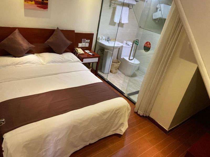 Greentree Inn Shanghai Songjiang University City New Songjiang Road Express Hotel المظهر الخارجي الصورة