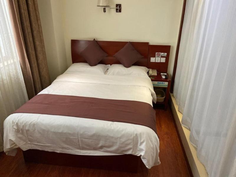 Greentree Inn Shanghai Songjiang University City New Songjiang Road Express Hotel المظهر الخارجي الصورة